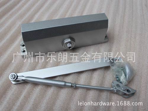 90度定位闭门器哪家好？