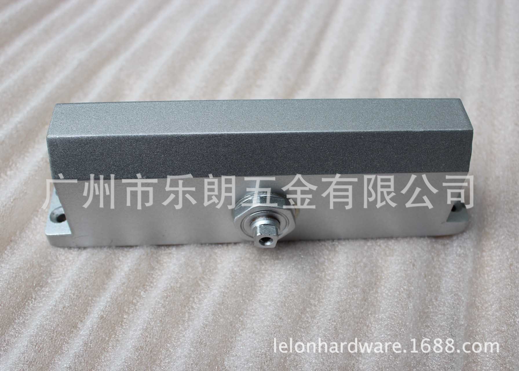 麻豆国产在线看看免费麻豆毛片网RDC-05 重型方背闭门器