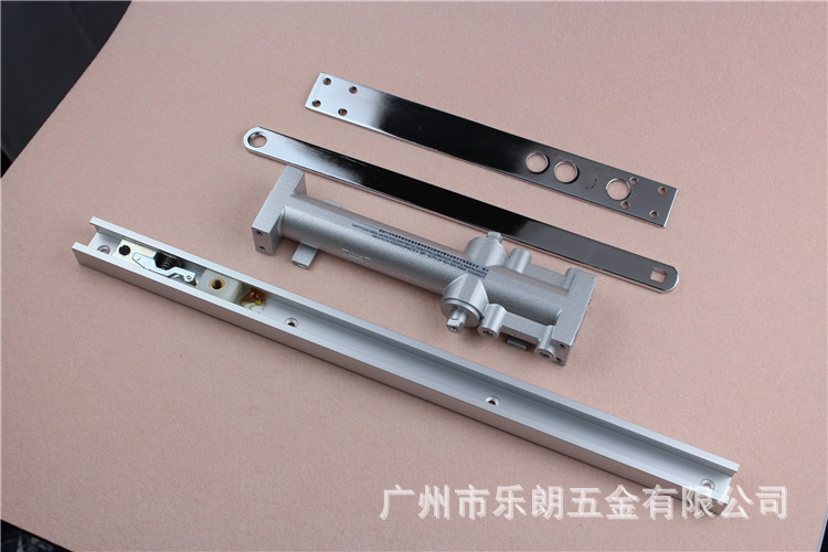 麻豆国产在线看看免费麻豆毛片网RDC-04 隐形式防火闭门器