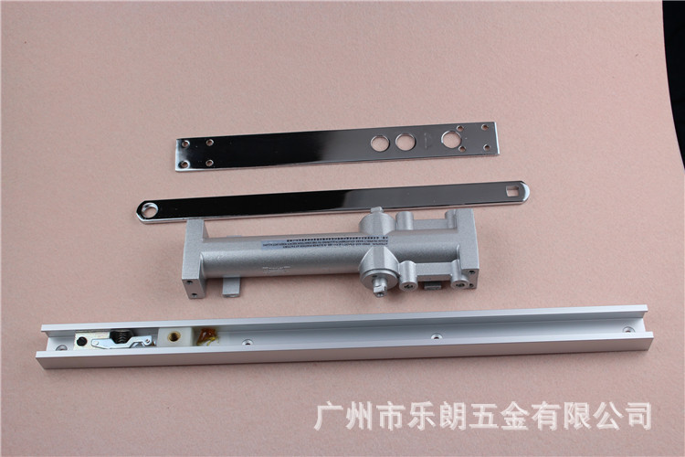 麻豆国产在线看看免费麻豆毛片网RDC-04 隐形式防火闭门器