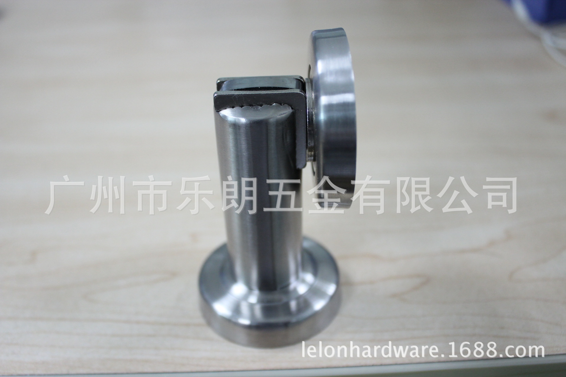 麻豆国产在线看看免费麻豆毛片网RDA-909 不锈钢门吸