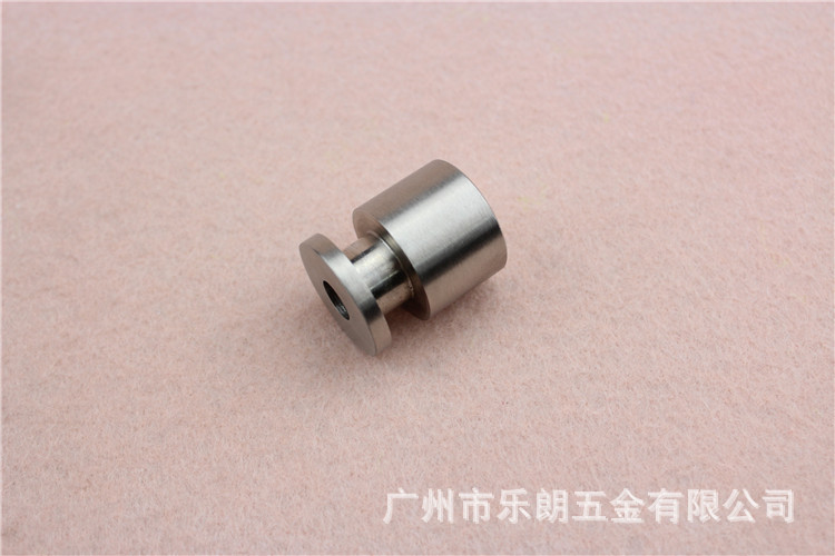 麻豆国产在线看看免费麻豆毛片网RDA-56N 卫生间红绿指示拧手