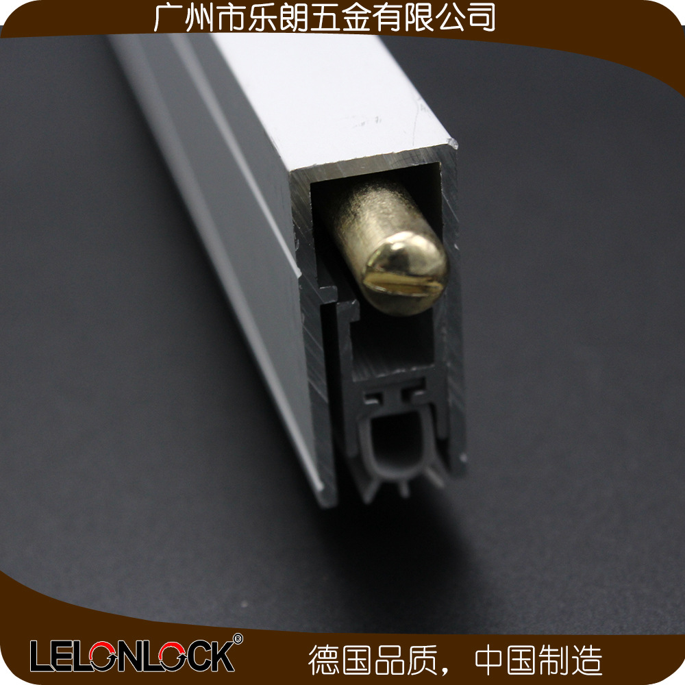 麻豆国产在线看看免费麻豆毛片网门底防尘器