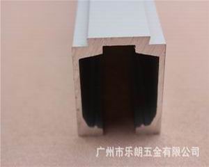 推拉门吊轨如何选择？